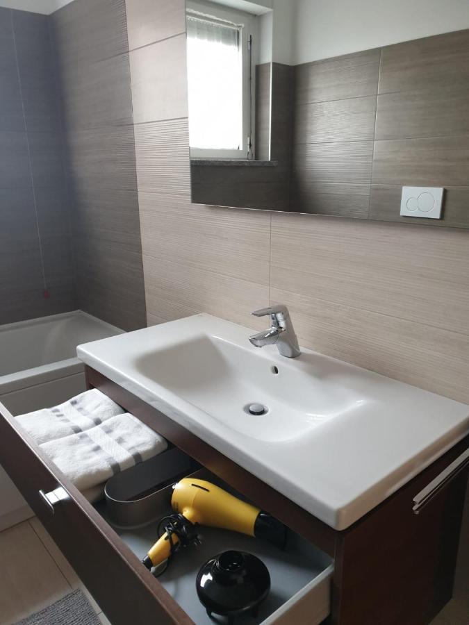 Bovisa New Apartment ミラノ エクステリア 写真